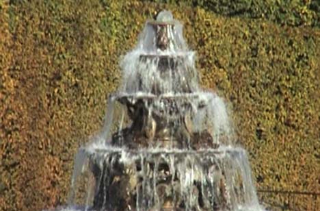 Fountain (Zoom)